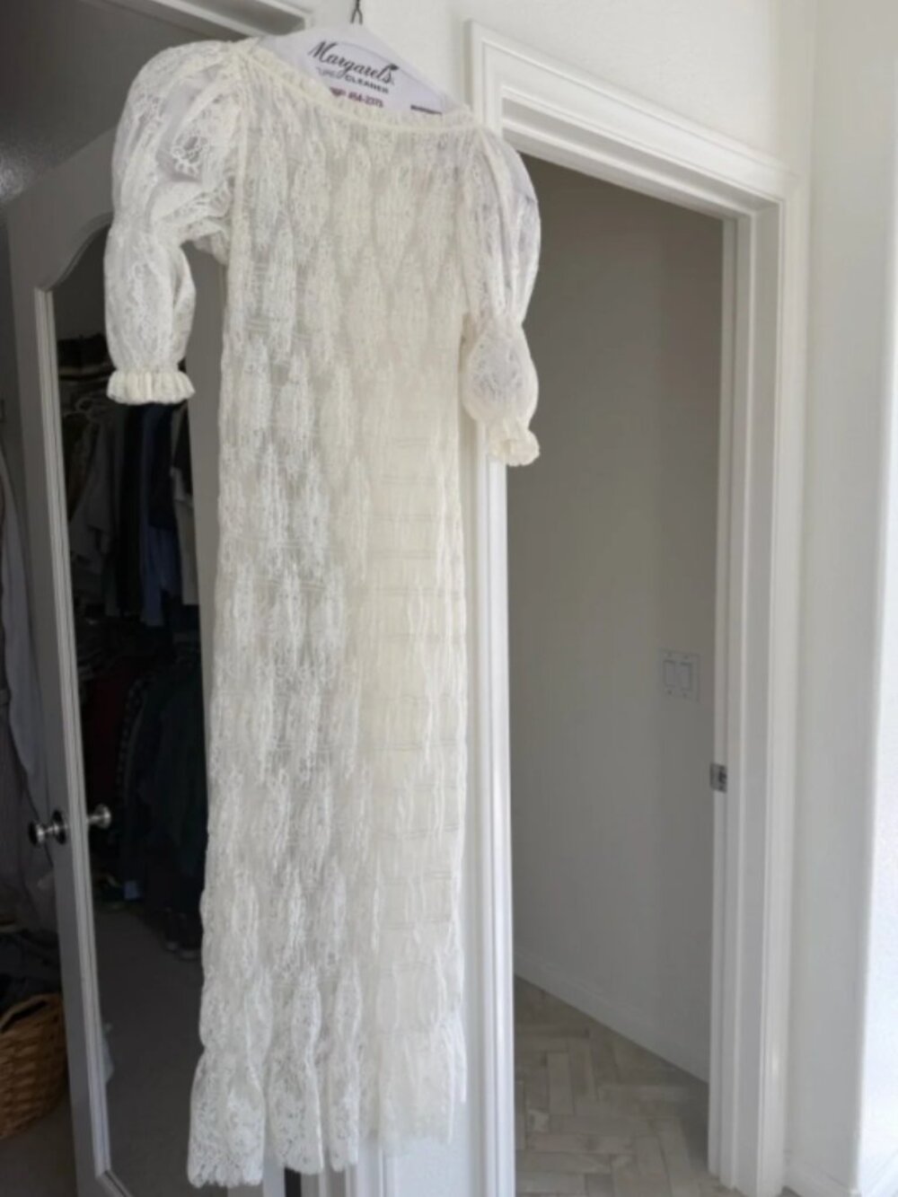 Doen Raquella Lace dress in Salt size small. Like new! - Picture 5 of 11